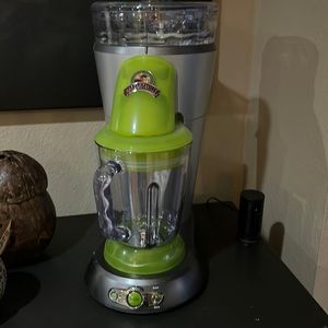 Margaritaville Frozen Concoction Machine